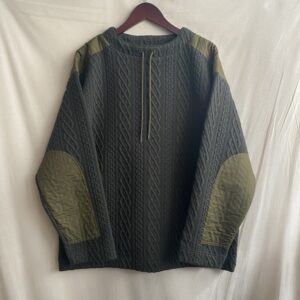 【Audience】 コットンキルト コマンドセーターライク ボトルネック Cable Olive