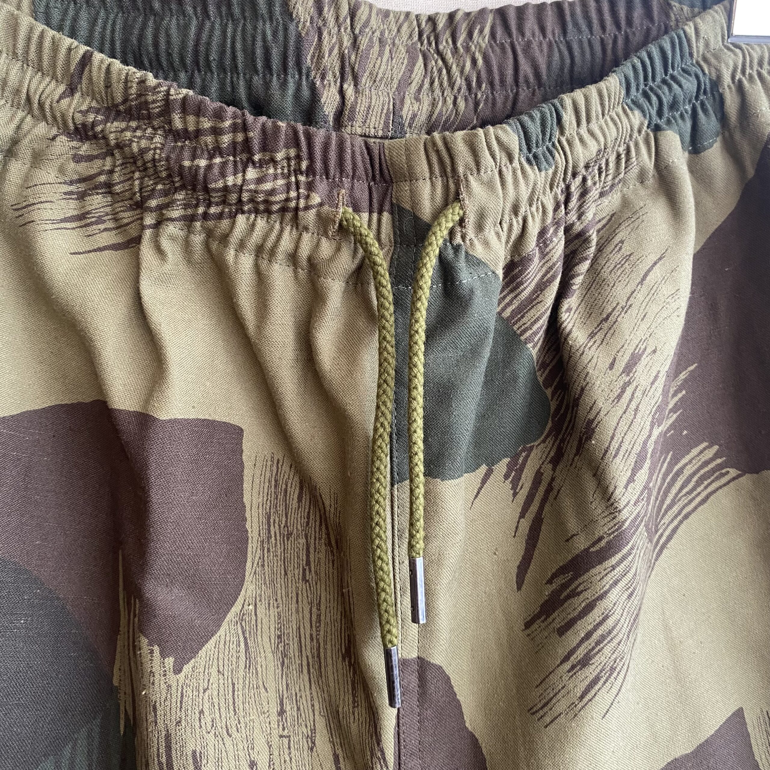 weac.】RELAX HALF PANTS WOOD CAMO | unstable | 公式オンラインショップ