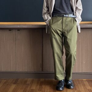 【weac.】ESSENTIAL PANTS Khaki
